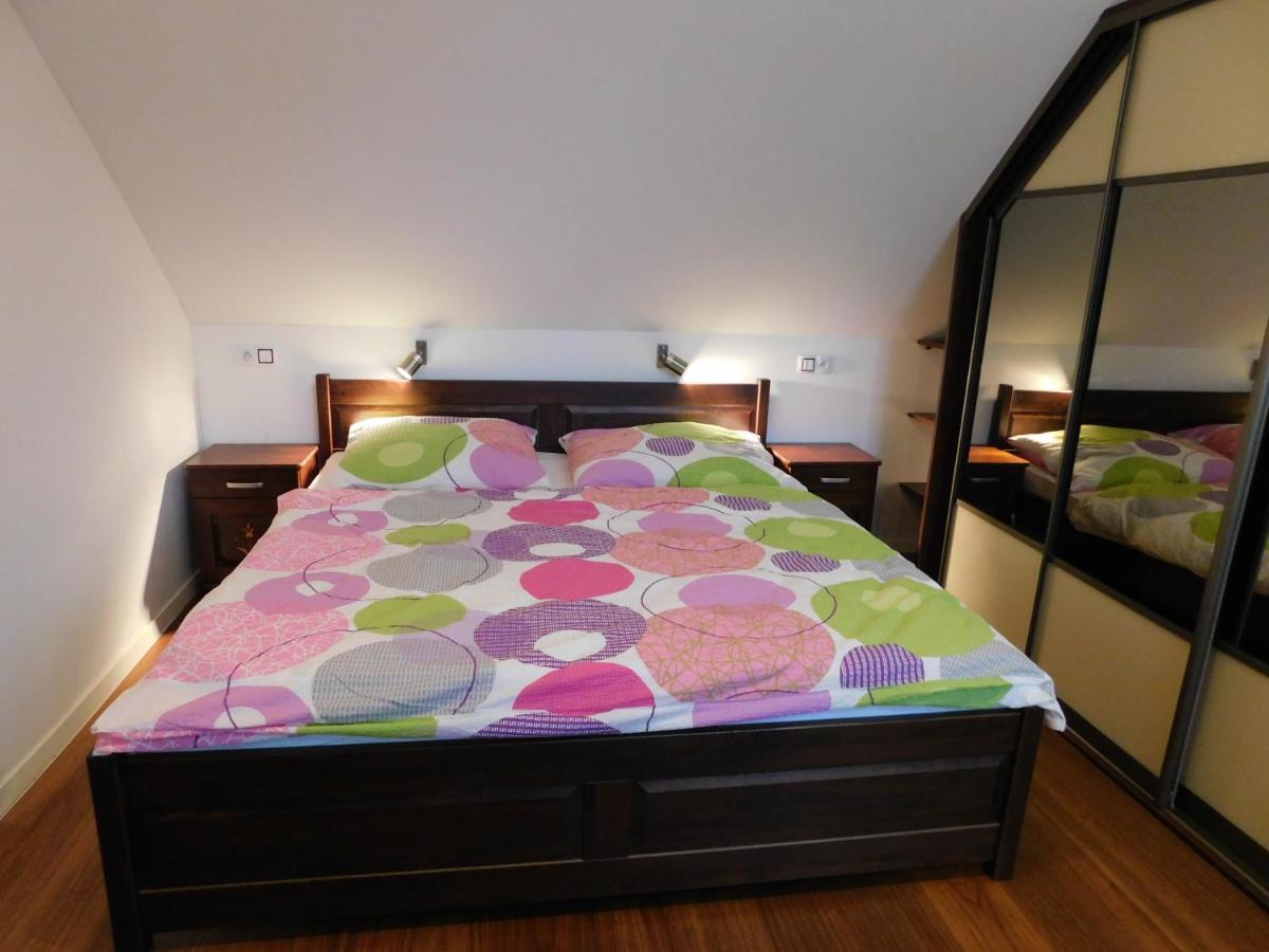 Apartmanovy Penzion บอยนิตแซ ภายนอก รูปภาพ